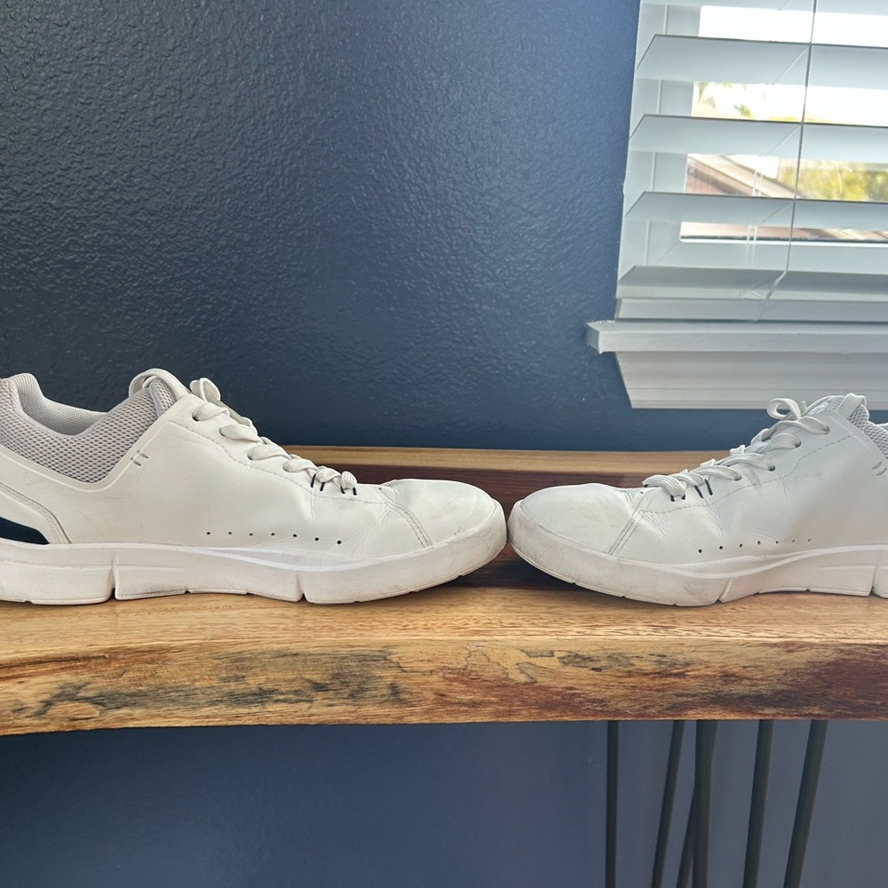 On cloud sneakers - Picture 9 of 10